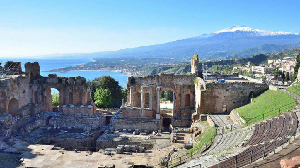ncc siracusa tour teatro antico taormina